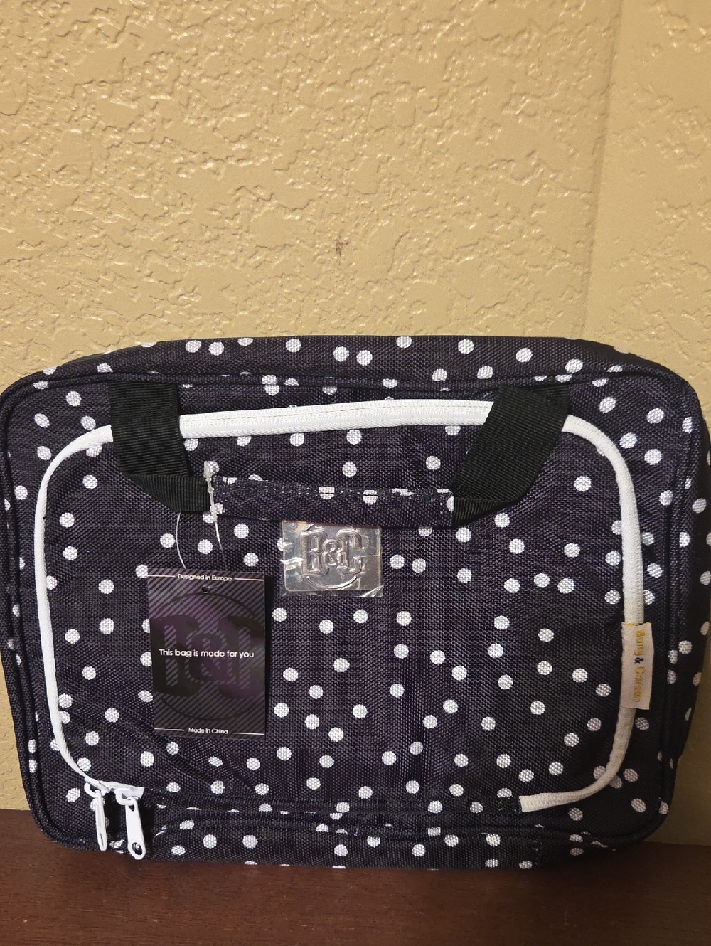 Travel Set - Picture 9 of 15